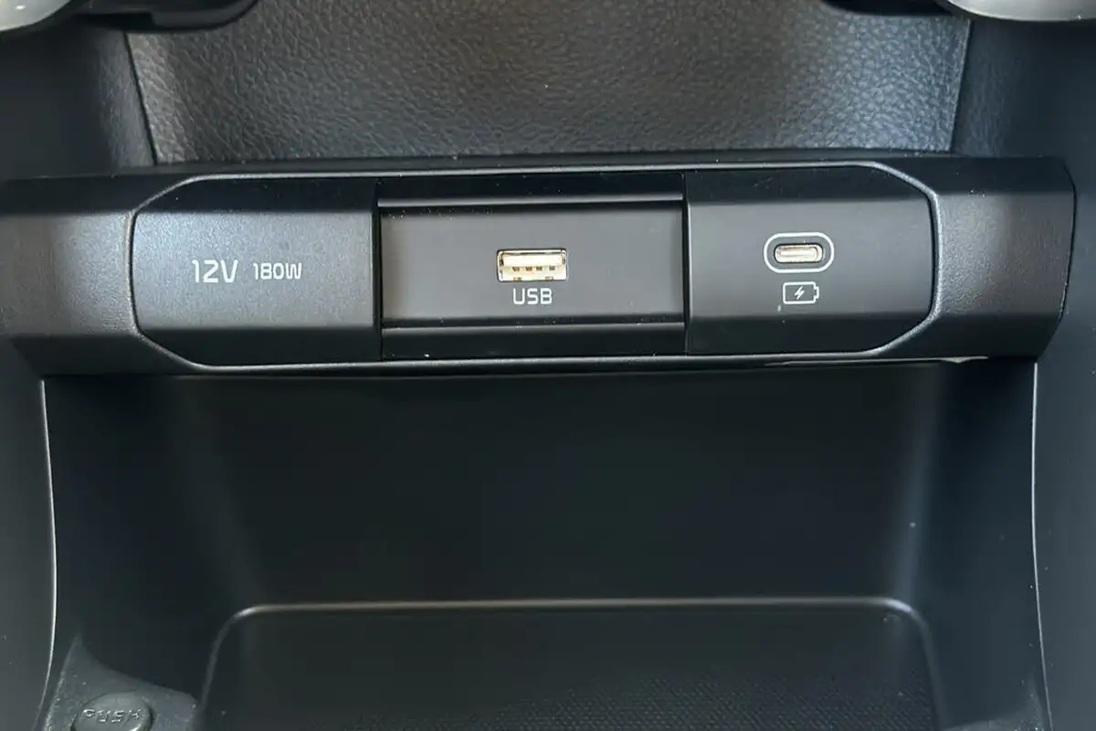 2024-kia-picanto-10-2-auto-seq-big-21