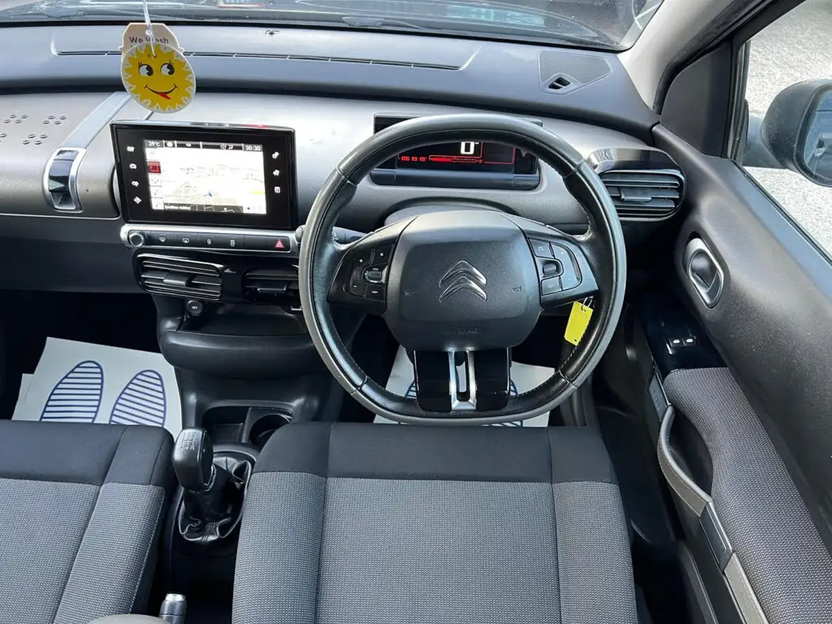 2016-citroen-c4-cactus-12-puretech-flair-110ps-ss-big-37