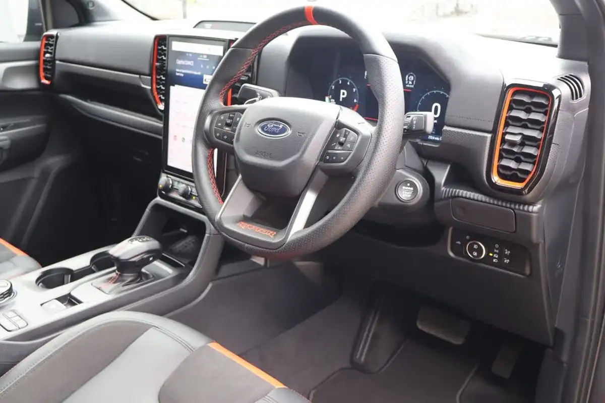 2025-ford-ranger-30-ecoboost-raptor-big-12