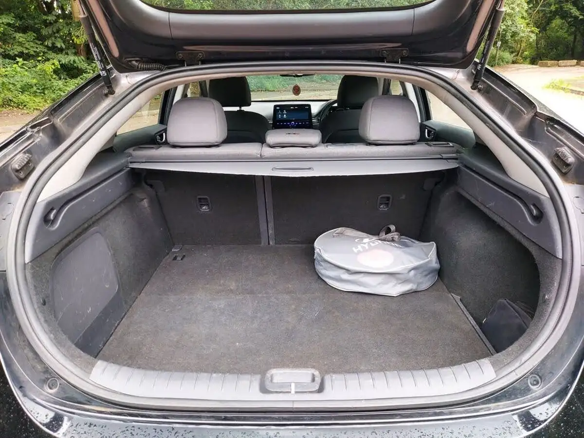 2020-hyundai-kona-e-premium-136ps-39kwh-big-38