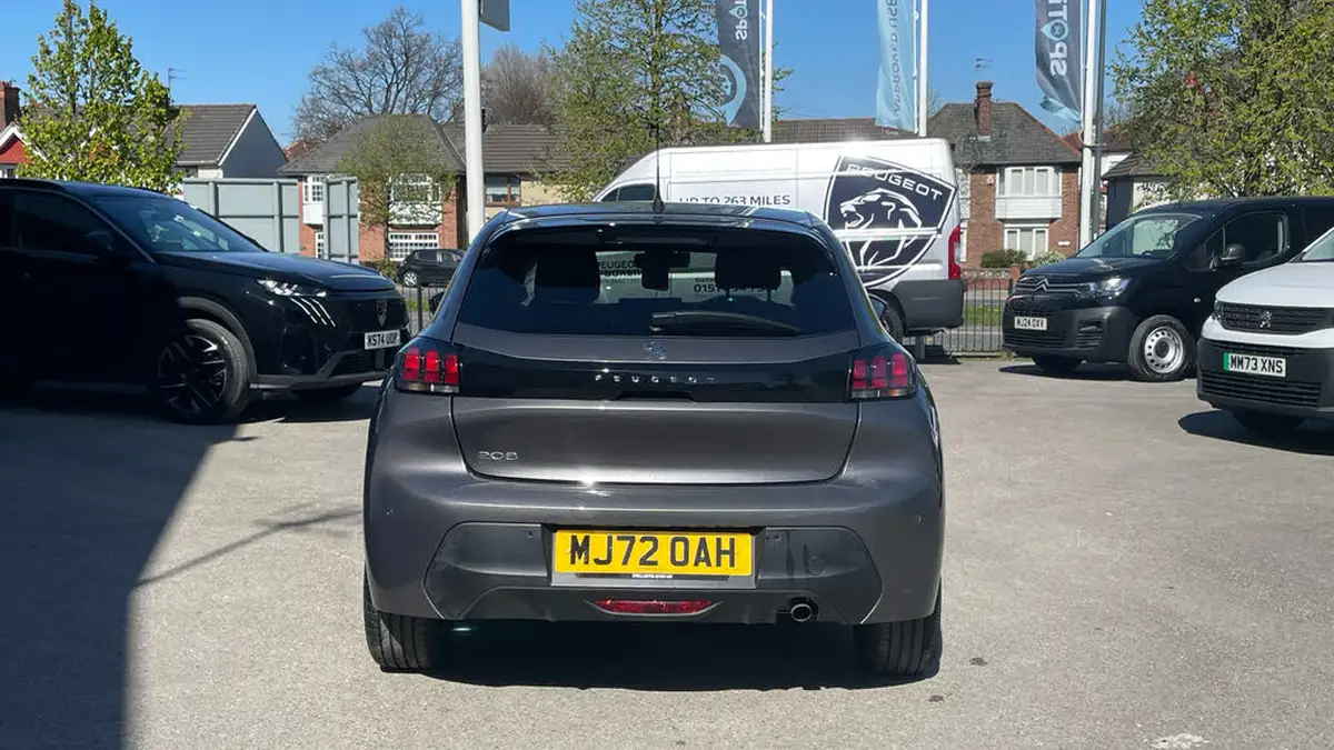 2022-peugeot-208-12-puretech-active-premium-100ps-big-8