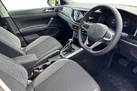 2025-volkswagen-taigo-10-tsi-life-115ps-dsg-small-5