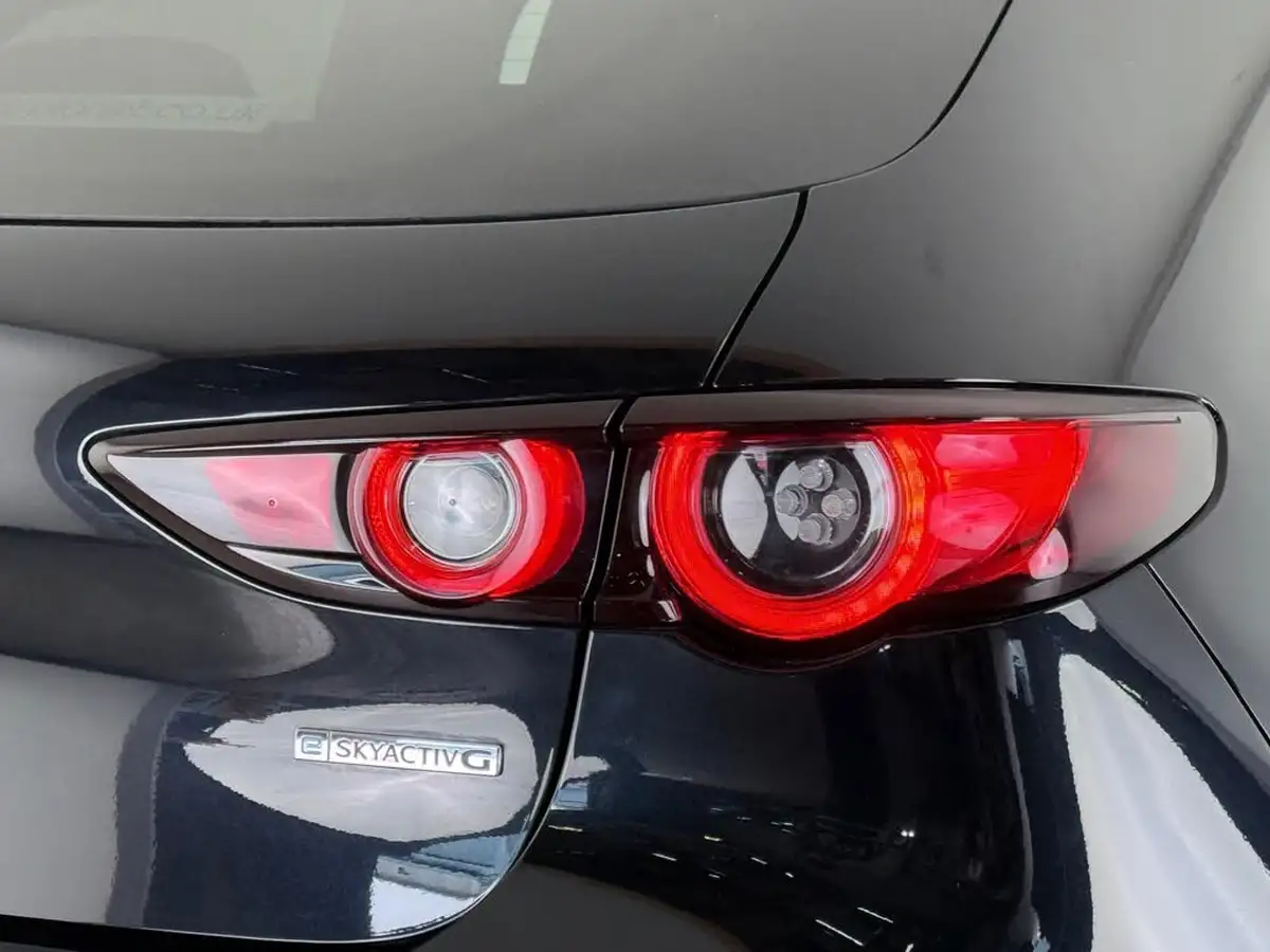 2021-mazda-mazda3-20-sport-lux-122ps-hatchback-5d-auto-big-9