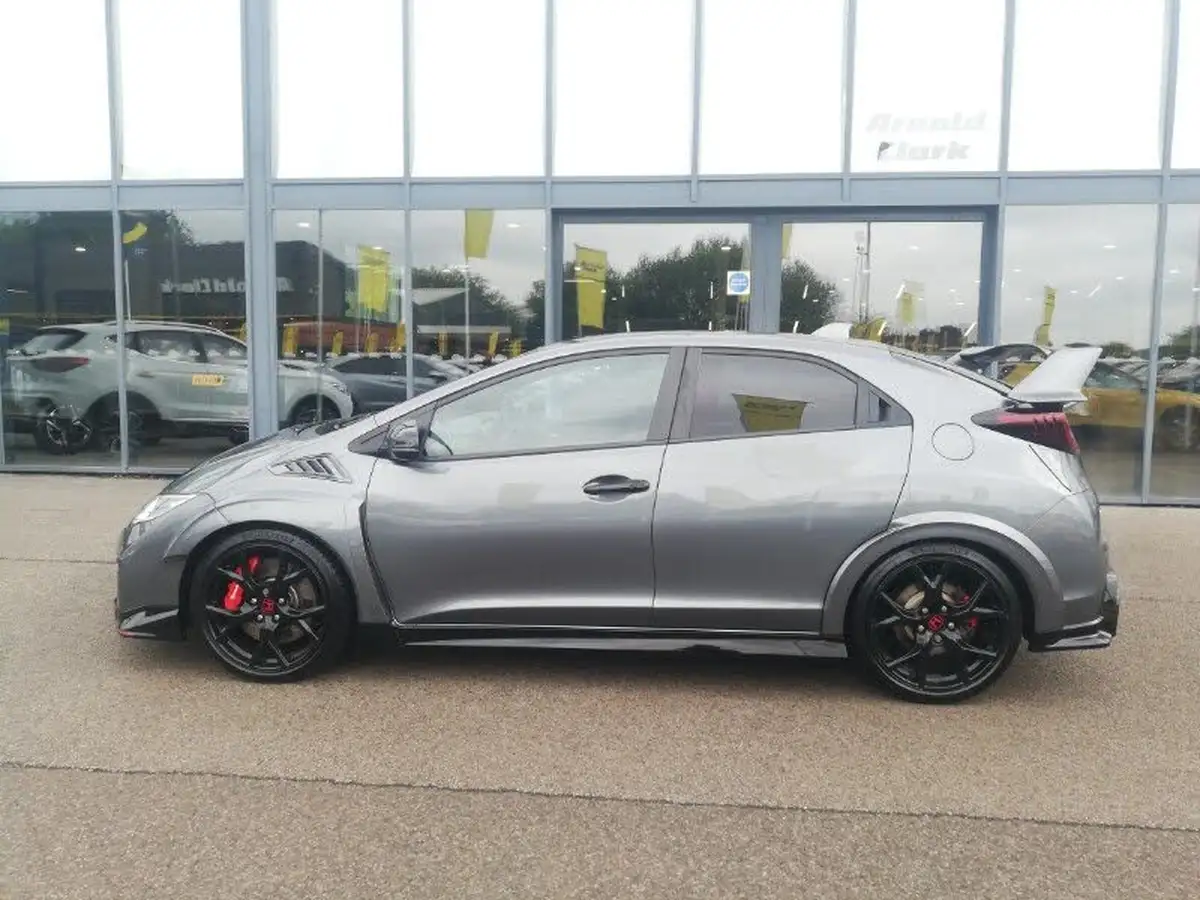 2016-honda-civic-20-i-vtec-type-r-gt-big-3