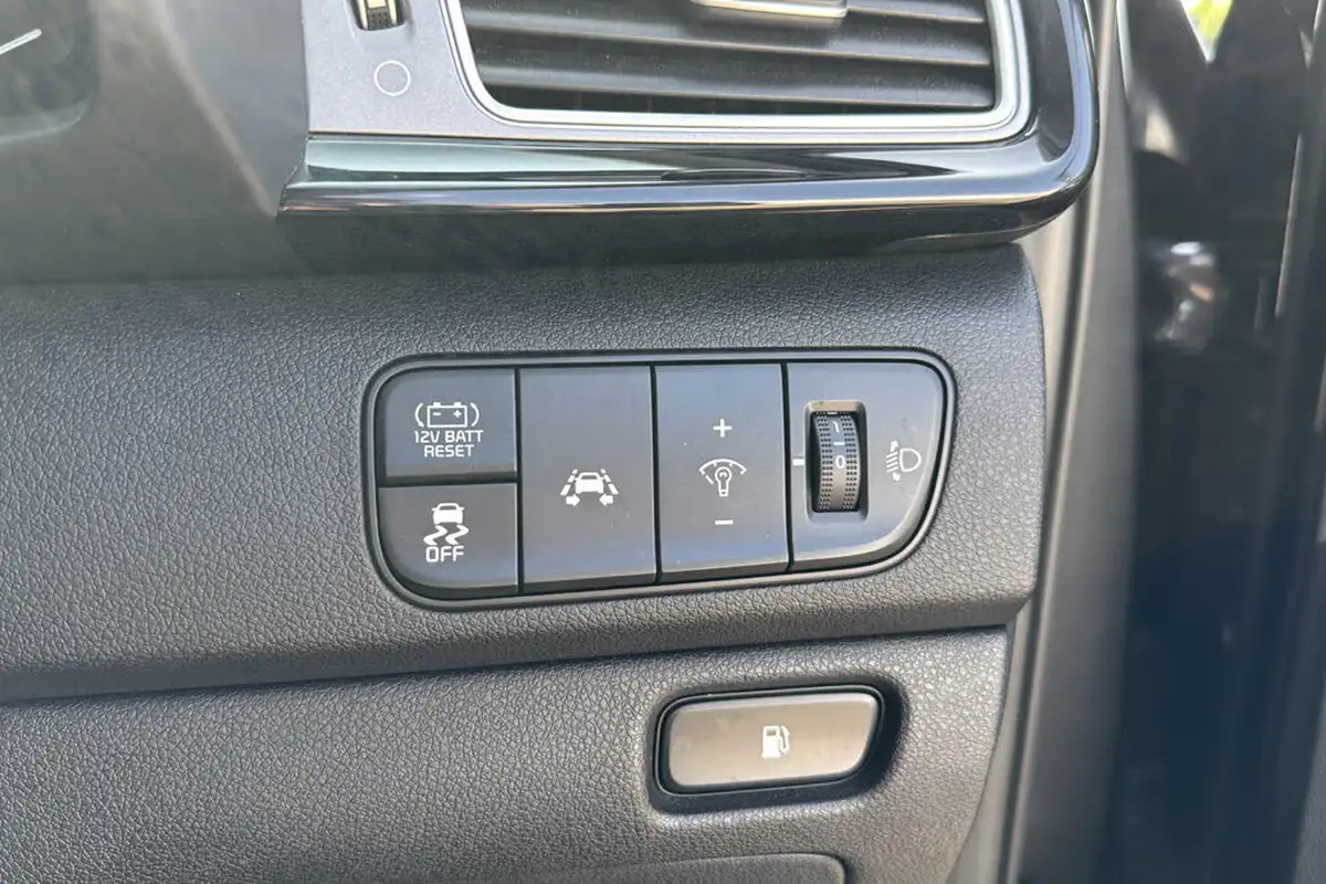 2018-kia-niro-16-gdi-2-adap-big-31