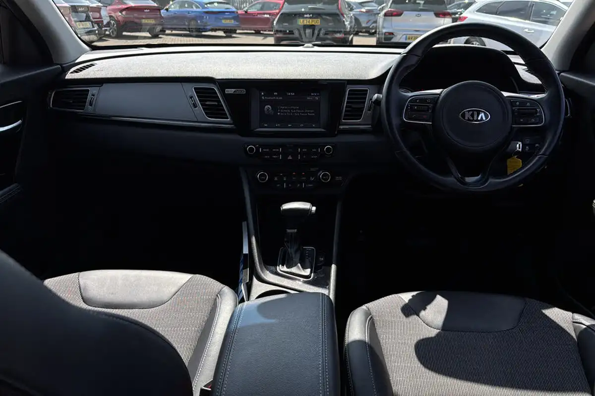 2018-kia-niro-16-gdi-2-adap-big-7
