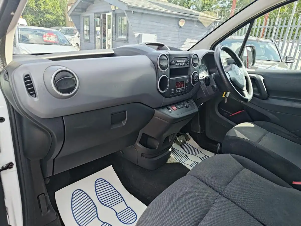 2018-citroen-berlingo-e-l1-635-lx-big-7