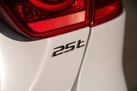 2016-jaguar-xe-20i-portfolio-small-7
