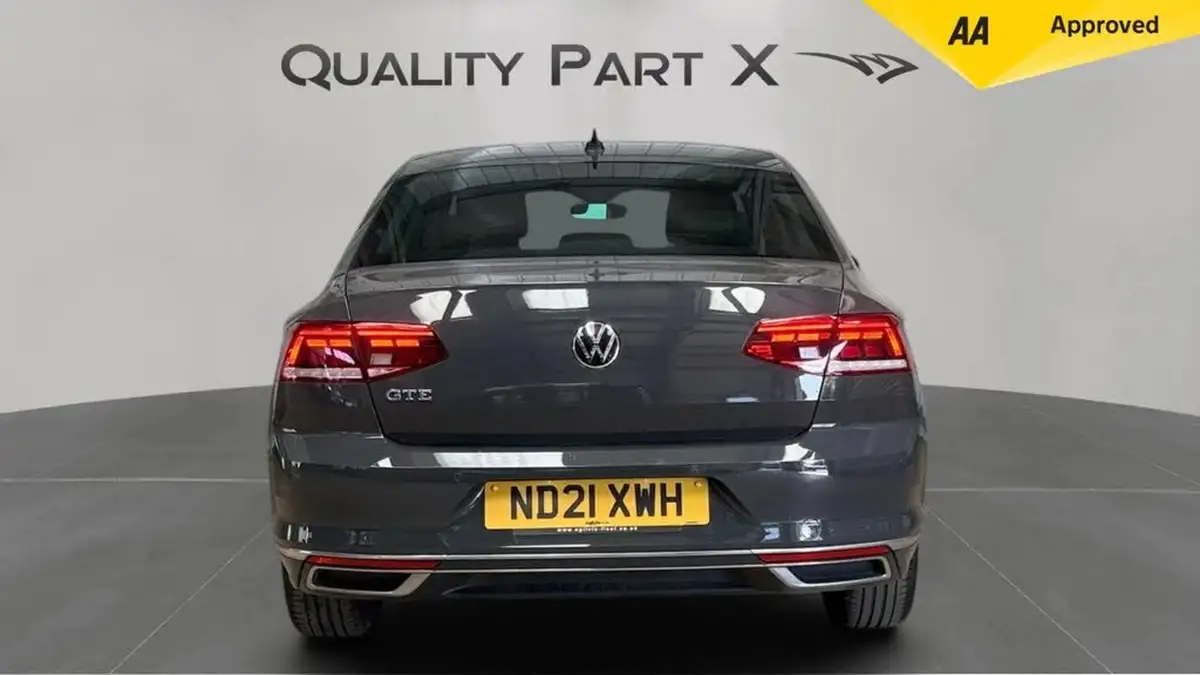 2021-volkswagen-passat-14-tsi-gte-saloon-4d-big-3