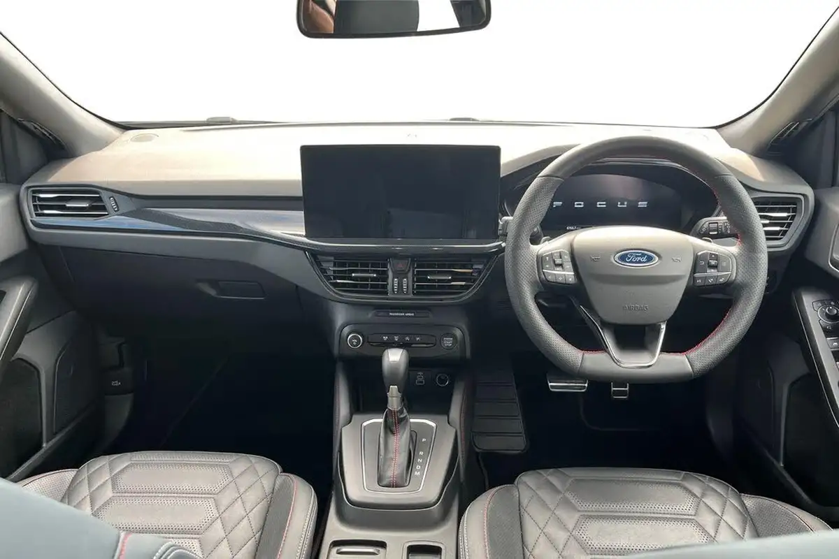 2023-ford-focus-10t-st-line-x-125ps-hybrid-mhev-hatchback-powershift-big-8