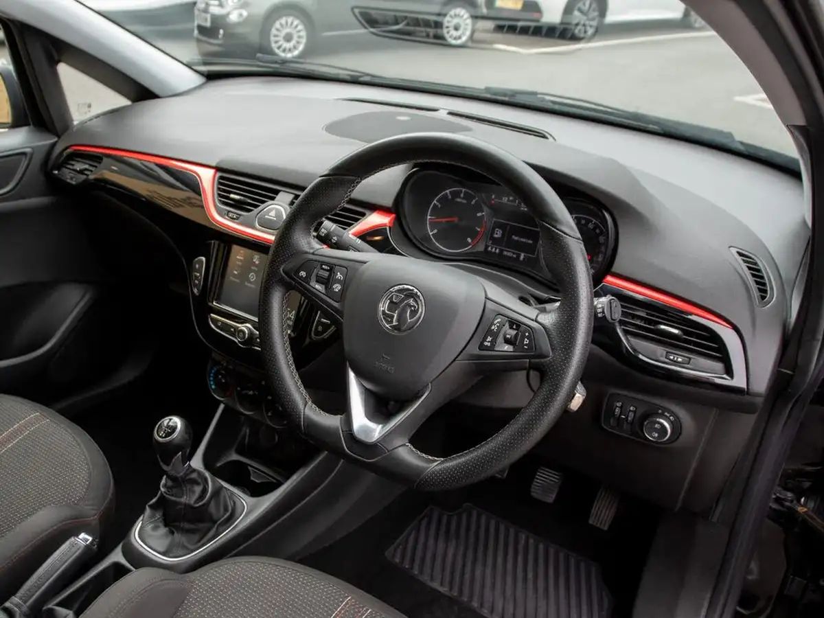 2019-vauxhall-corsa-14i-sri-vx-line-nav-black-90ps-5d-big-3
