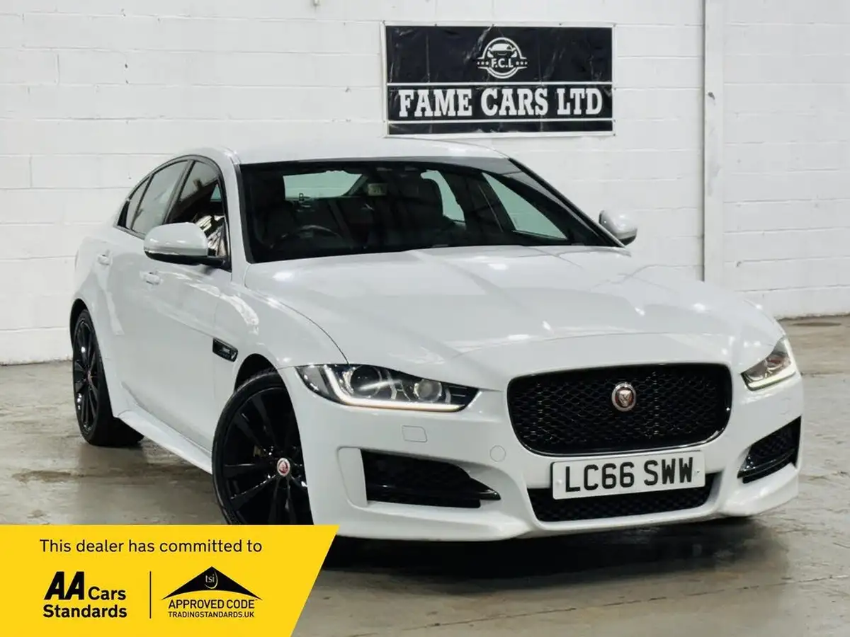 2017-jaguar-xe-20d-r-sport-180ps-1999cc-auto-big-0