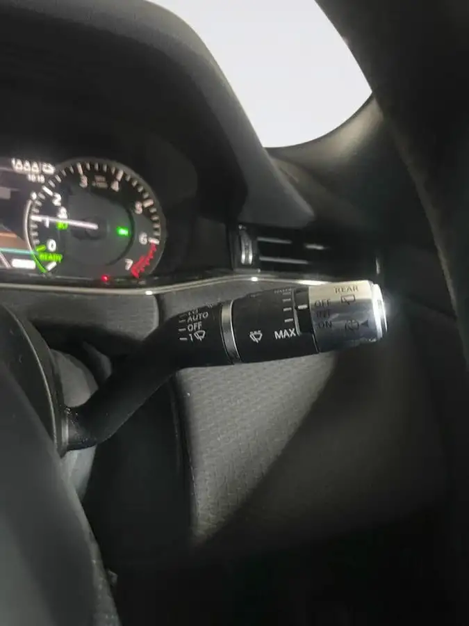 2021-land-rover-range-rover-evoque-15-p300e-r-dynamic-s-big-18