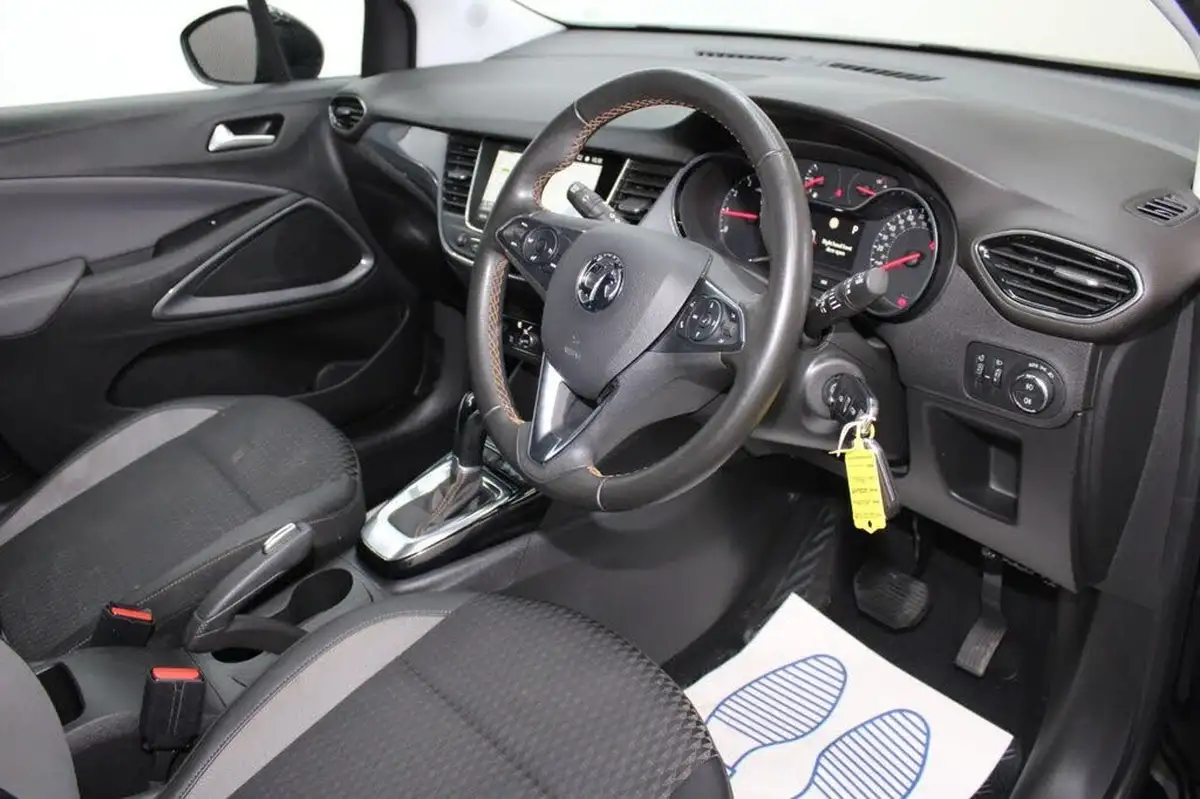 2020-vauxhall-crossland-x-12-elite-nav-130ps-turbo-auto-big-2