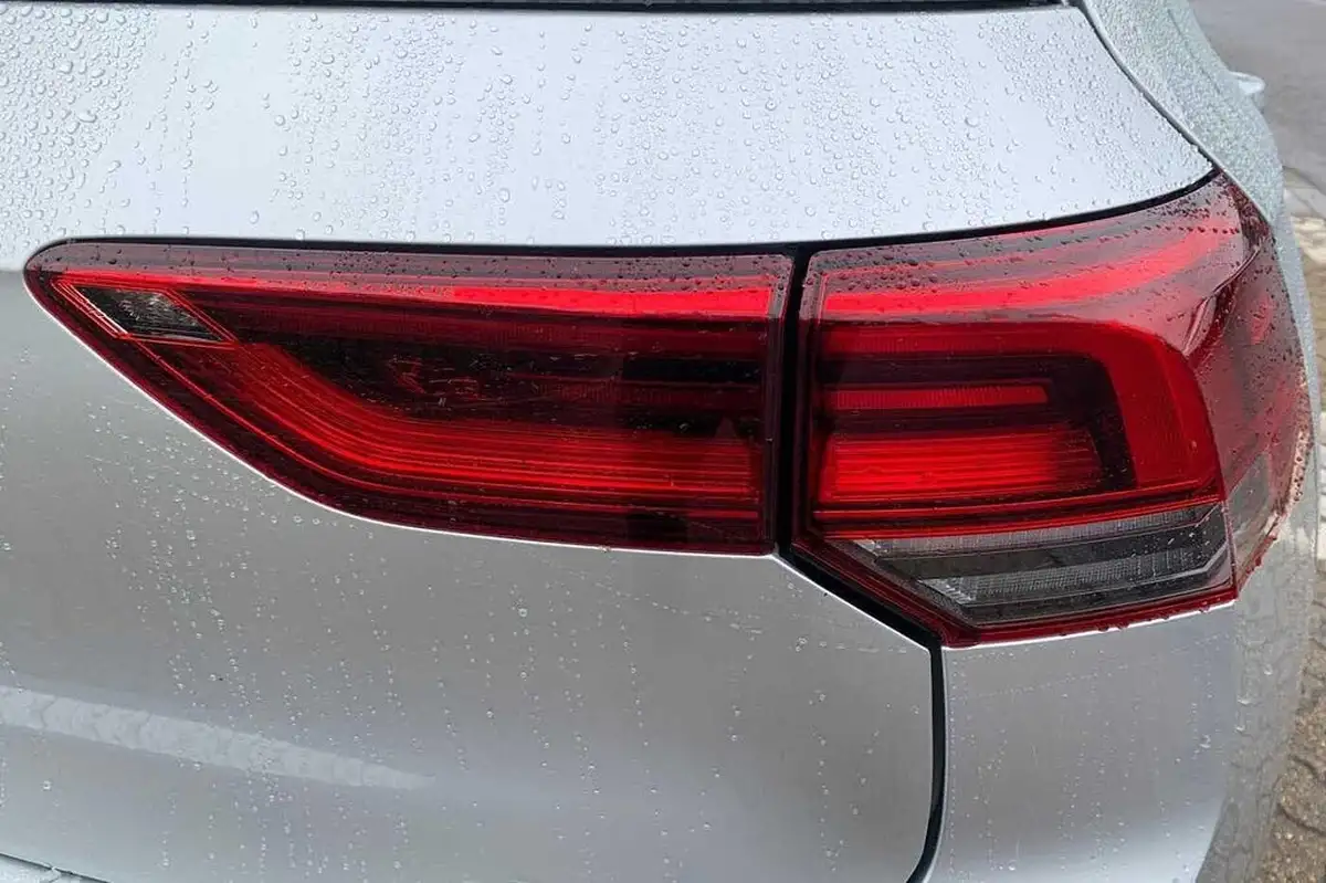 2021-volkswagen-golf-15-etsi-life-150ps-hatchback-big-21