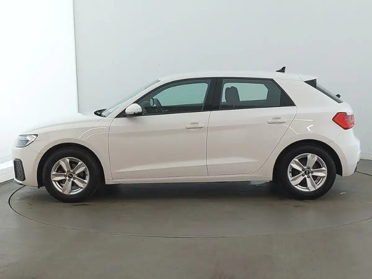 2022-audi-a1-10-25-tfsi-technik-big-3