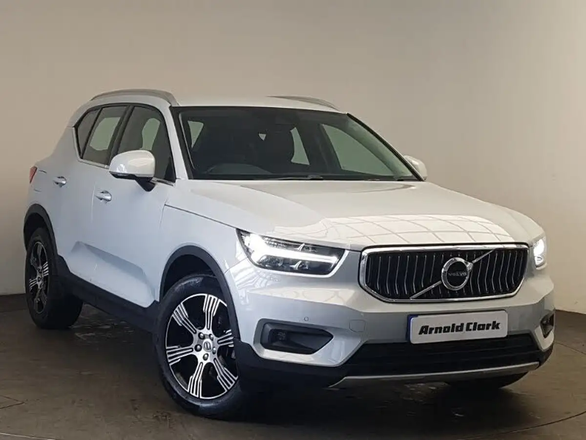 2020-volvo-xc40-15-t3-inscription-big-0