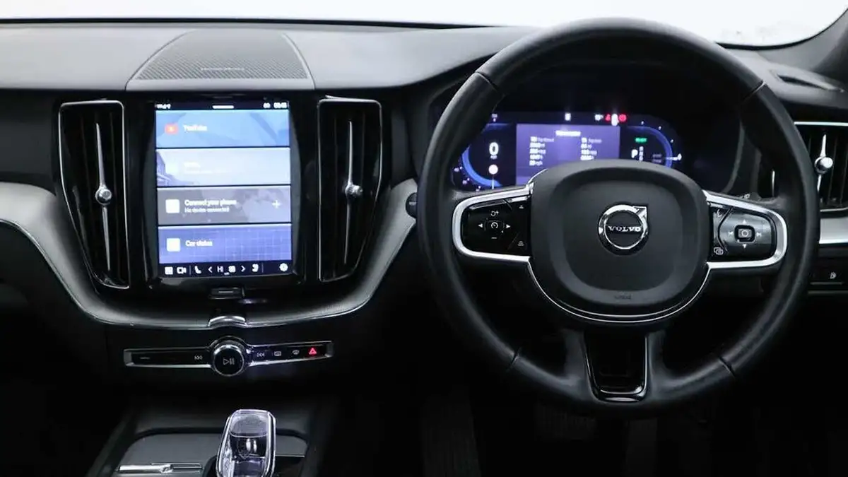 2024-volvo-xc60-20-t6-plus-black-edition-big-9