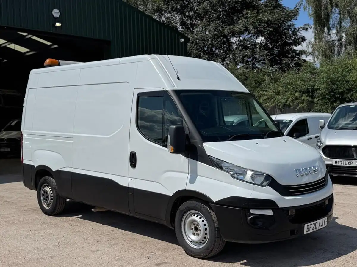 2020-iveco-daily-s-class-23td-35s12v-3520-h1-business-big-1
