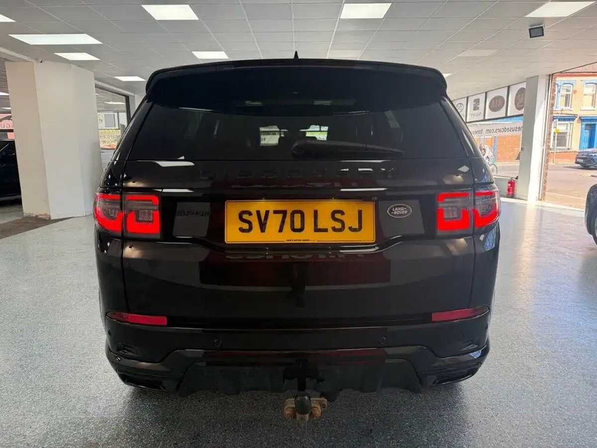 2021-land-rover-discovery-sport-20-d165-r-dynamic-s-plus-big-14