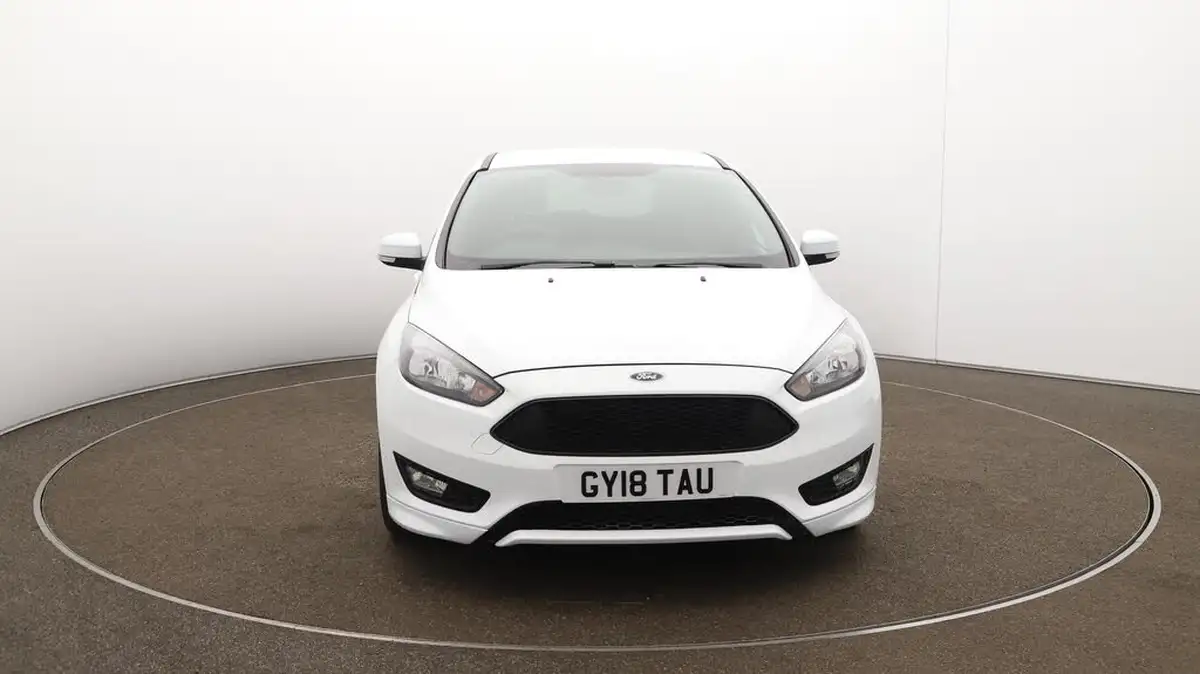 2018-ford-focus-10t-st-line-140ps-hatchback-big-39