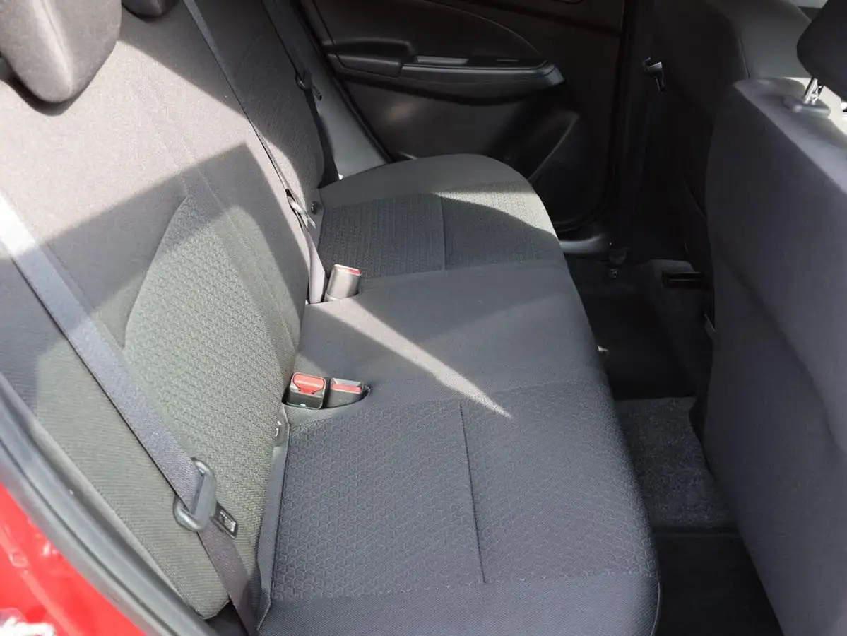 2021-suzuki-swift-12-dualjet-sz5-big-15