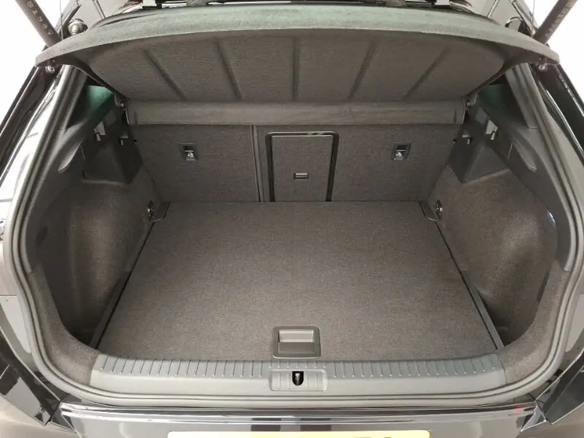 2025-cupra-formentor-15-etsi-v2-big-7