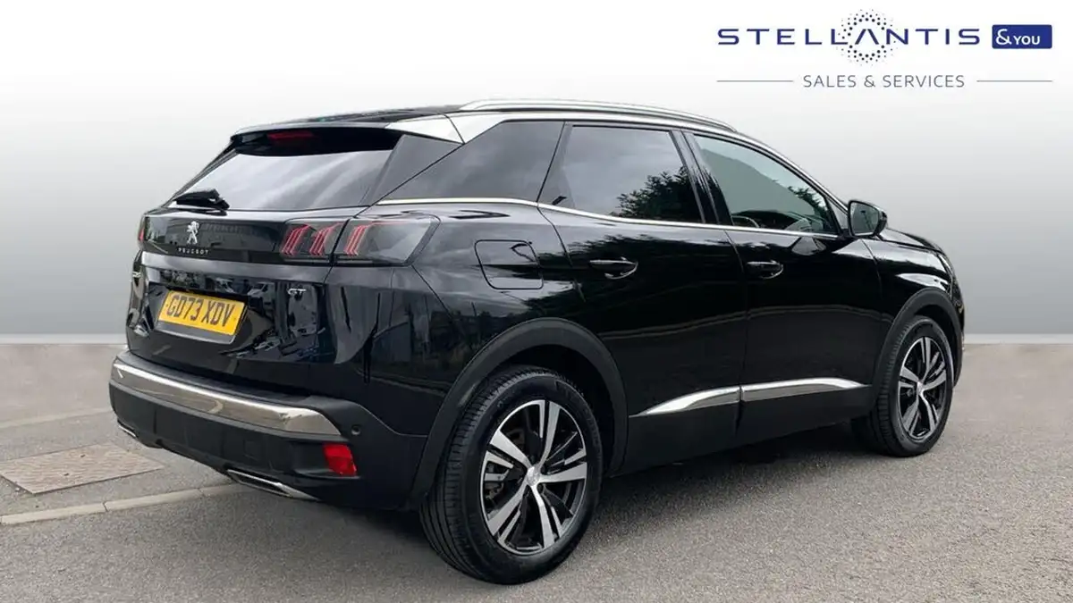 2024-peugeot-3008-suv-12-puretech-gt-136ps-hybrid-e-dsc6-big-2