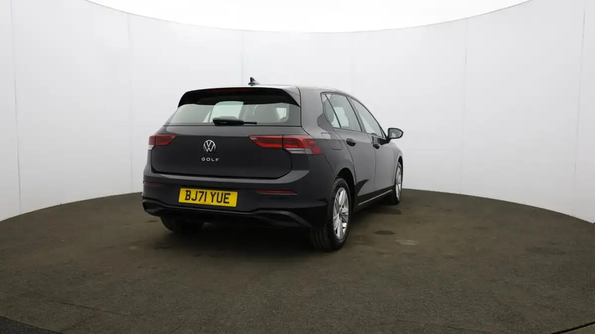 2021-volkswagen-golf-15-tsi-life-130ps-hatchback-big-60