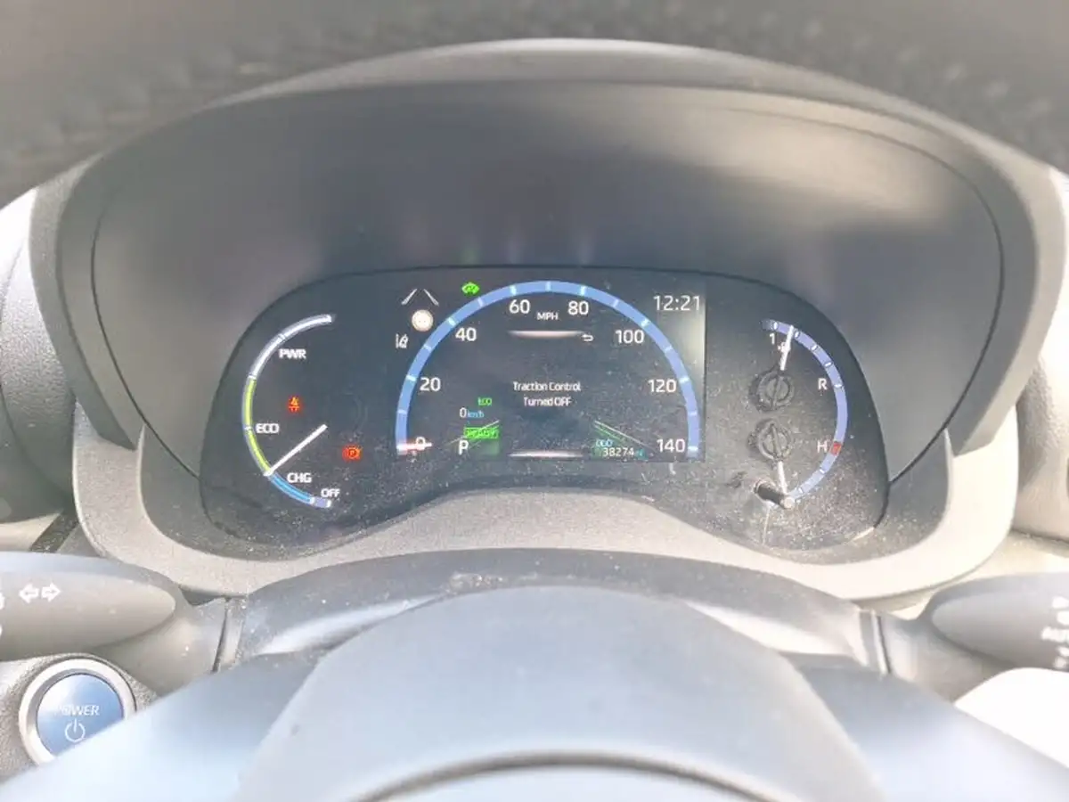 2022-toyota-yaris-cross-15-vvt-i-dynamic-awd-i-big-9