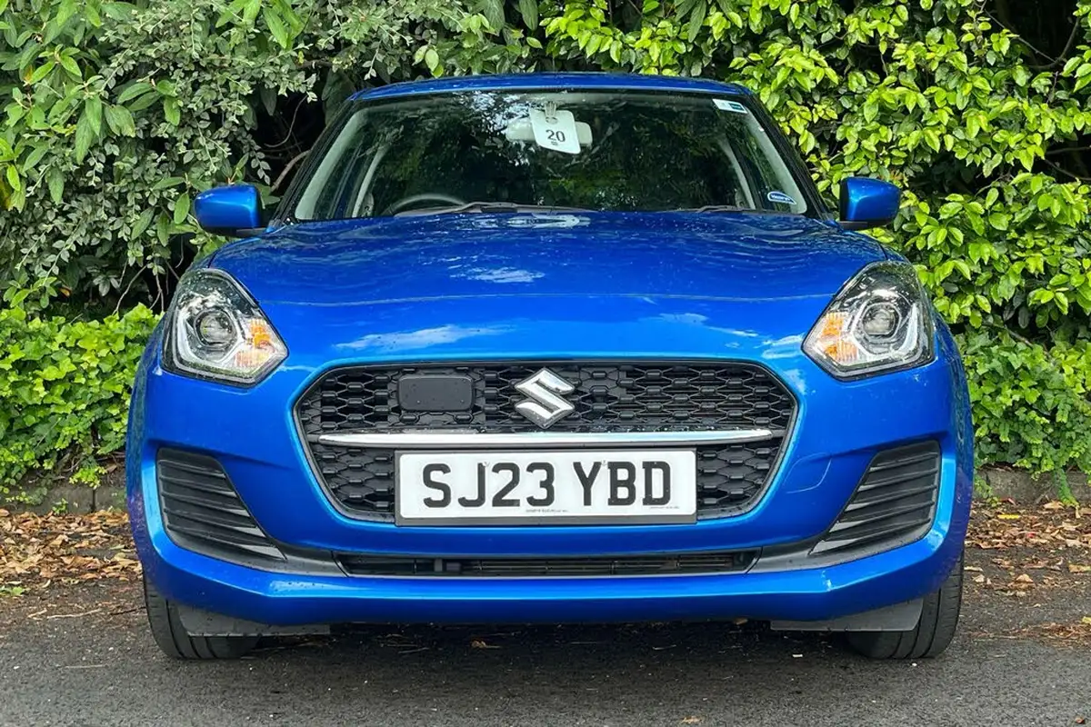 2023-suzuki-swift-12-dualjet-sz-l-big-9