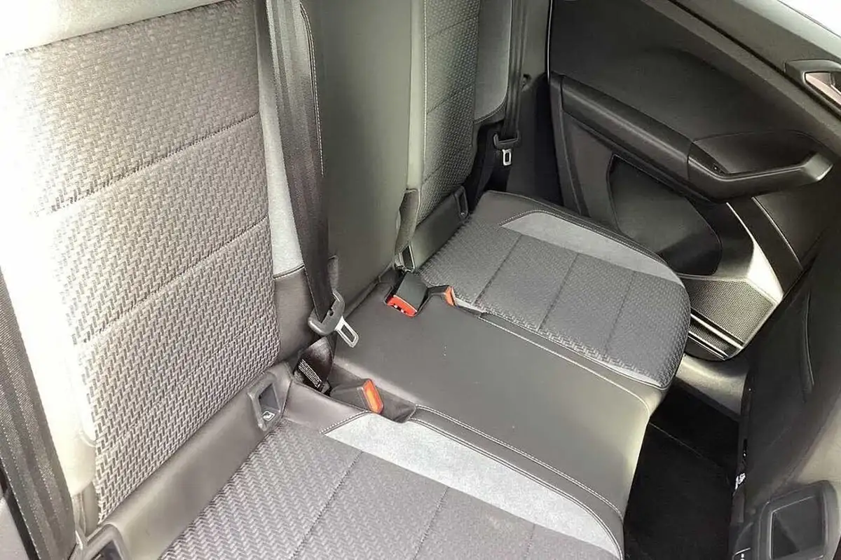 2022-volkswagen-t-cross-10-tsi-r-line-big-7