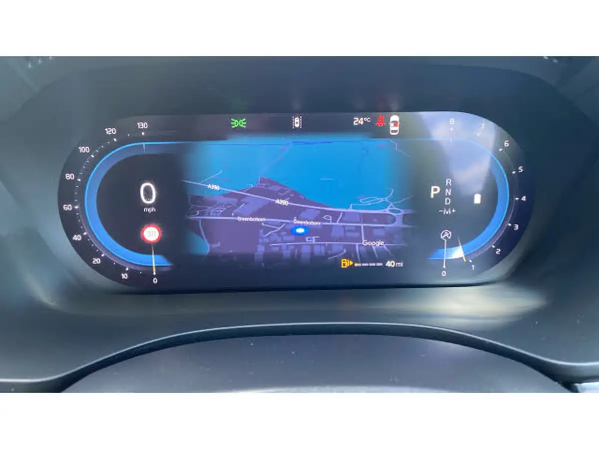 2024-volvo-xc60-20-b5-ultra-dark-big-10