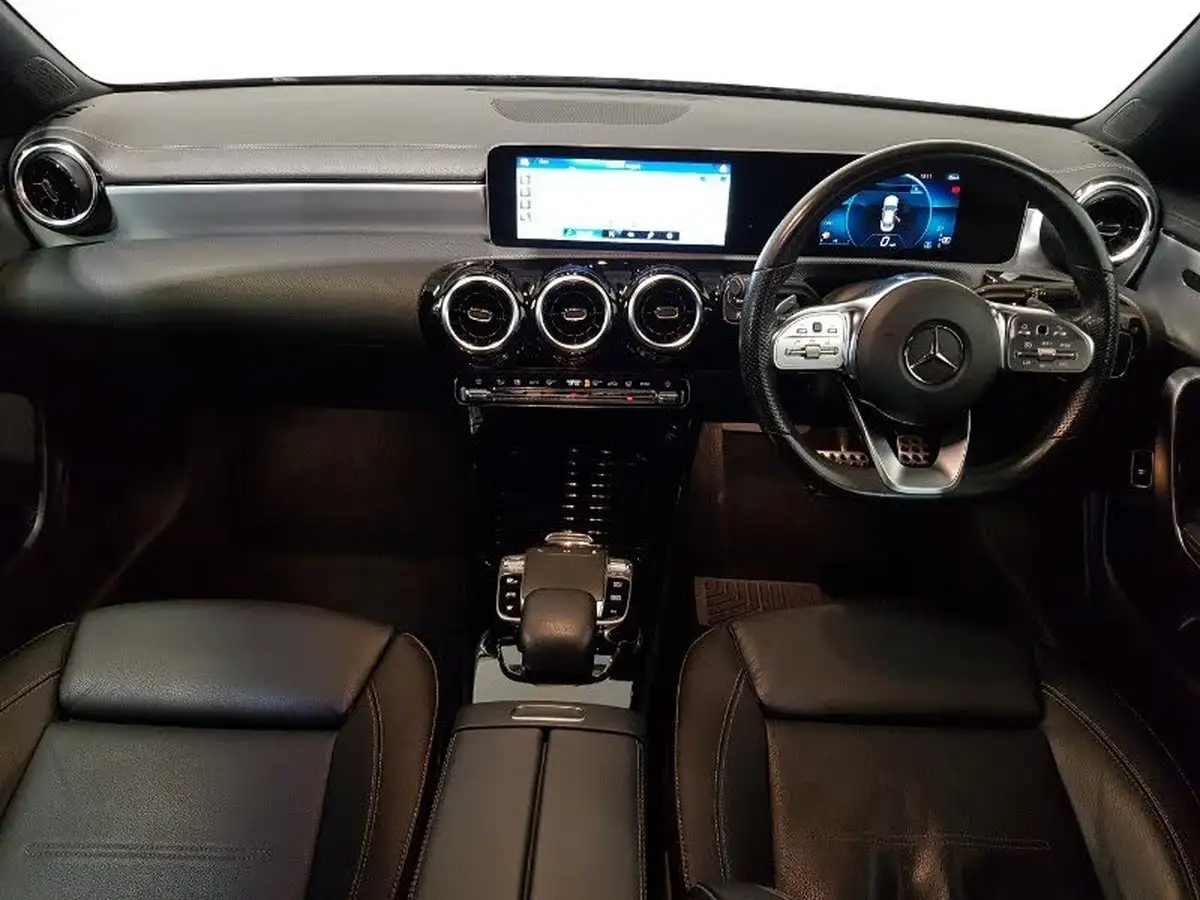 2019-mercedes-benz-cla-13-cla-200-amg-line-coupe-4d-7g-dct-big-2