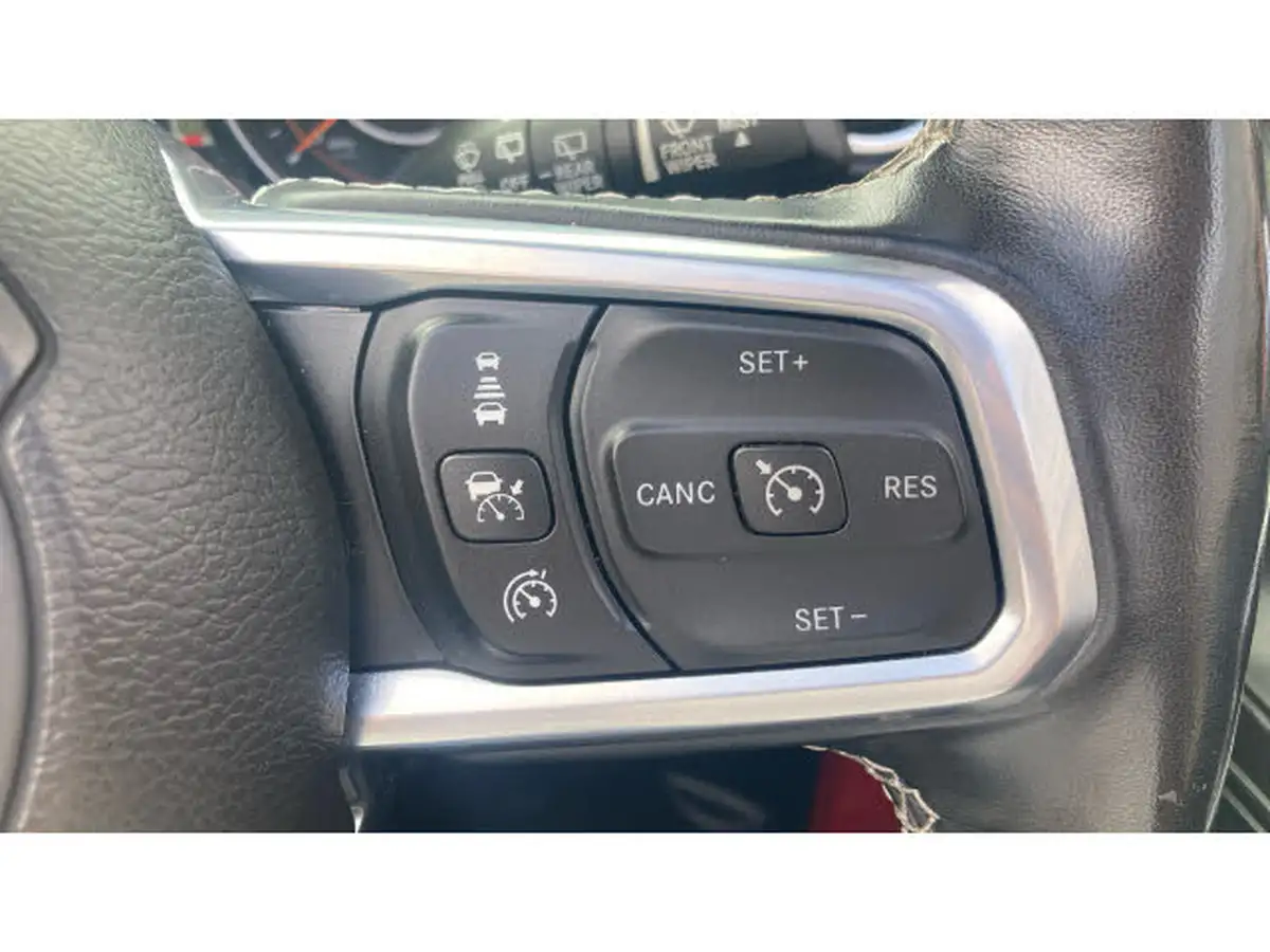 2021-jeep-wrangler-20-gme-overland-5d-big-37