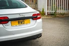2015-jaguar-xf-22td-r-sport-black-saloon-4d-small-30
