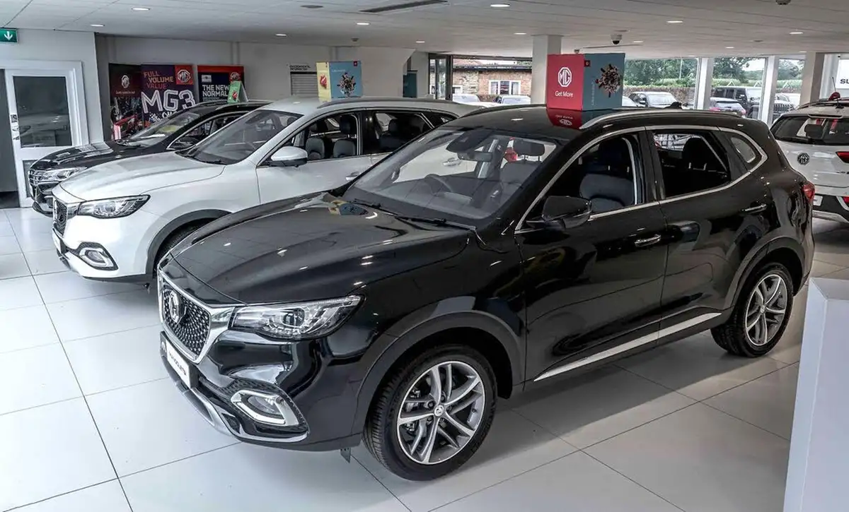 2024-mg-hs-15t-gdi-se-162ps-1490cc-big-41