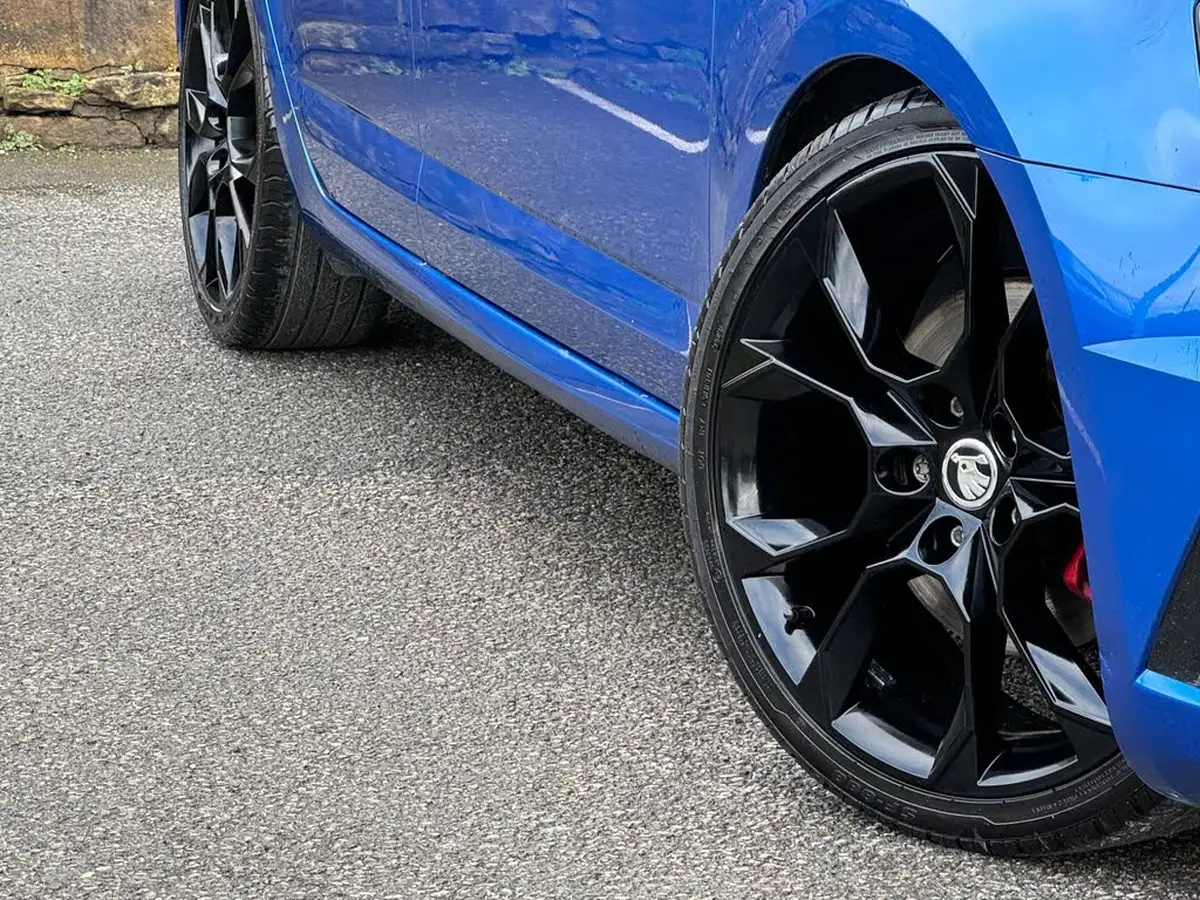 2018-skoda-octavia-20tdi-vrs-hatchback-dsg-big-57