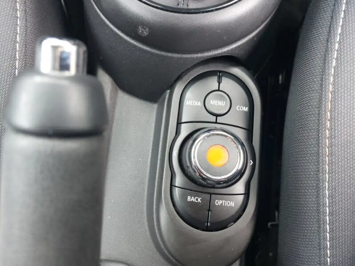2019-mini-cooper-15-cooper-classic-hatchback-5d-auto-big-14