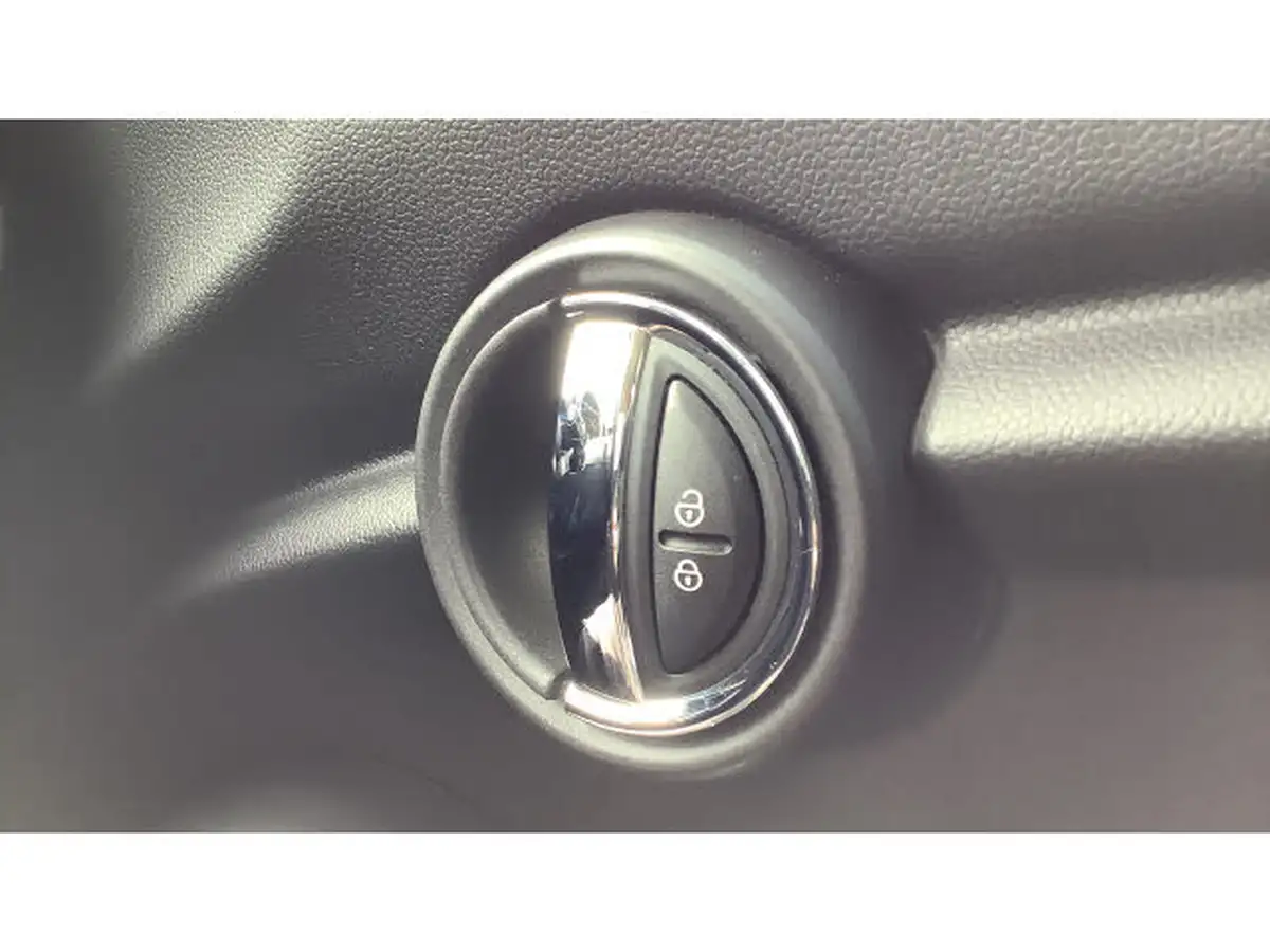 2017-mini-cooper-15-cooper-ss-hatchback-3d-auto-big-28