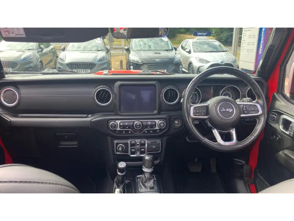 2021-jeep-wrangler-20-gme-overland-5d-big-9