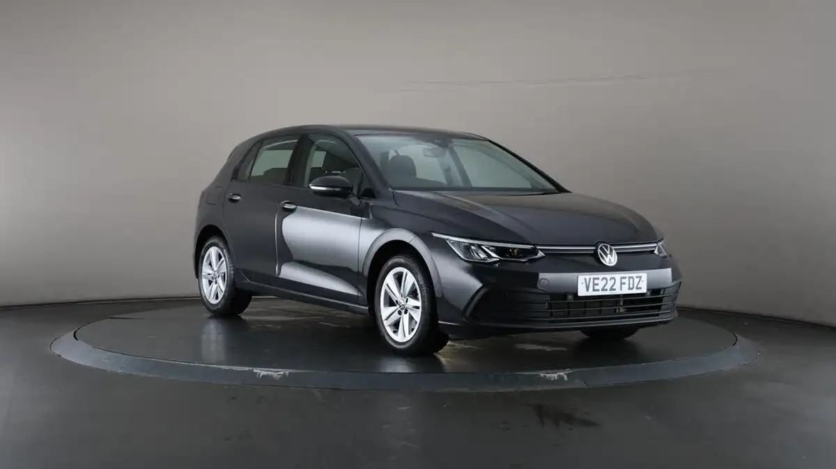 2022-volkswagen-golf-15-tsi-life-150ps-hatchback-big-52