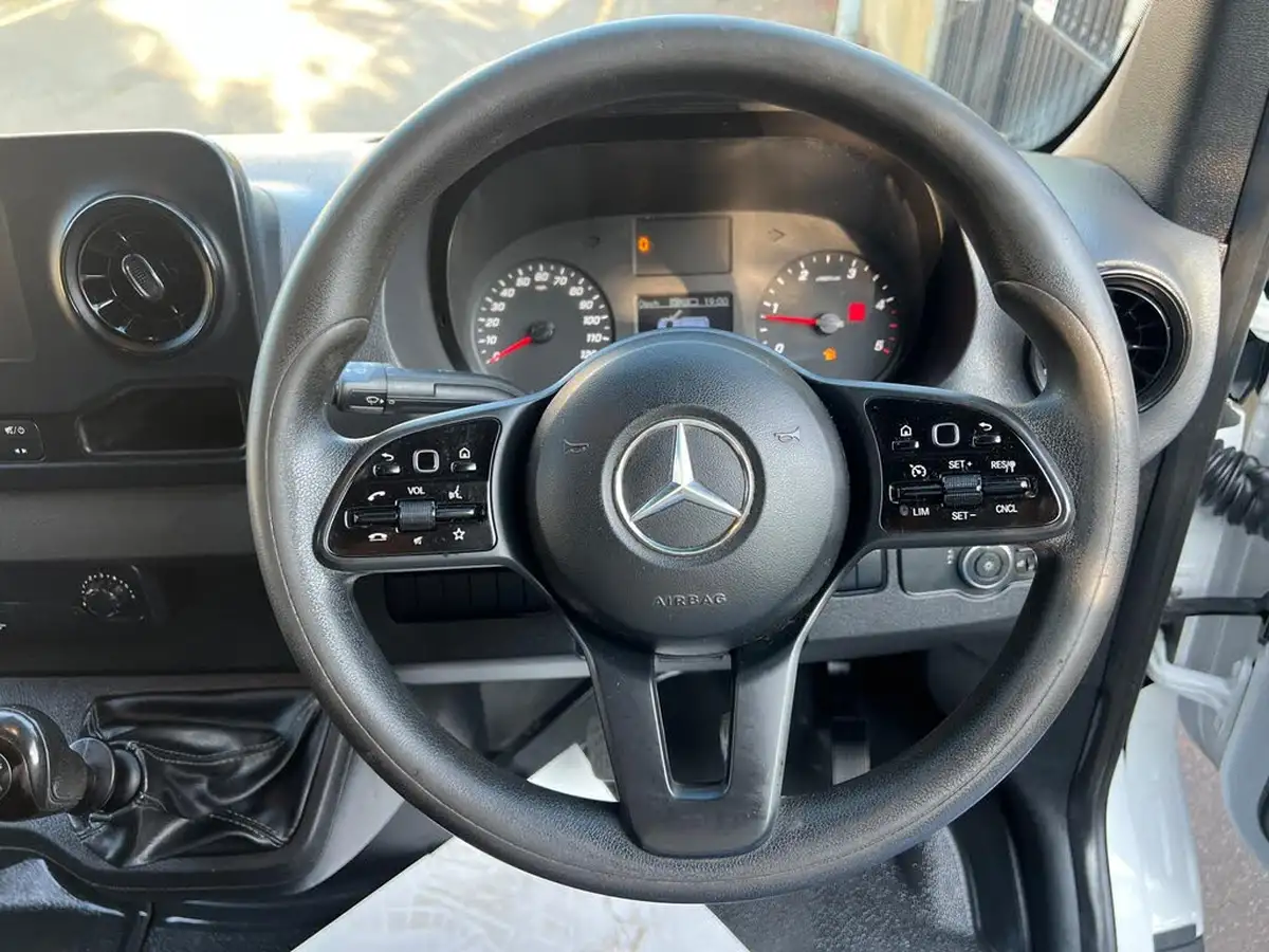 2019-mercedes-benz-sprinter-21cdi-316-l2h1-163pseu6b-panel-van-rwd-eco-gear-360-big-22