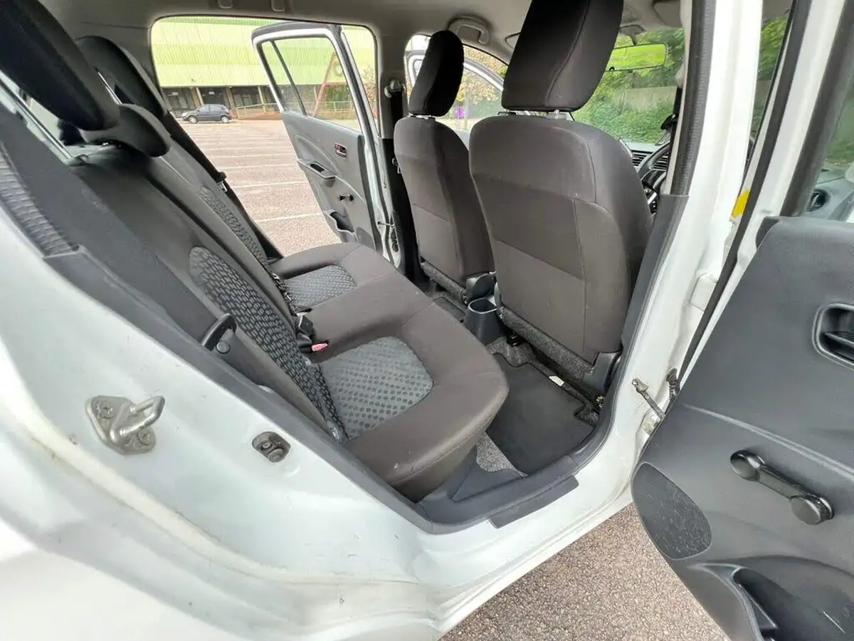 2015-suzuki-celerio-10-sz3-big-26