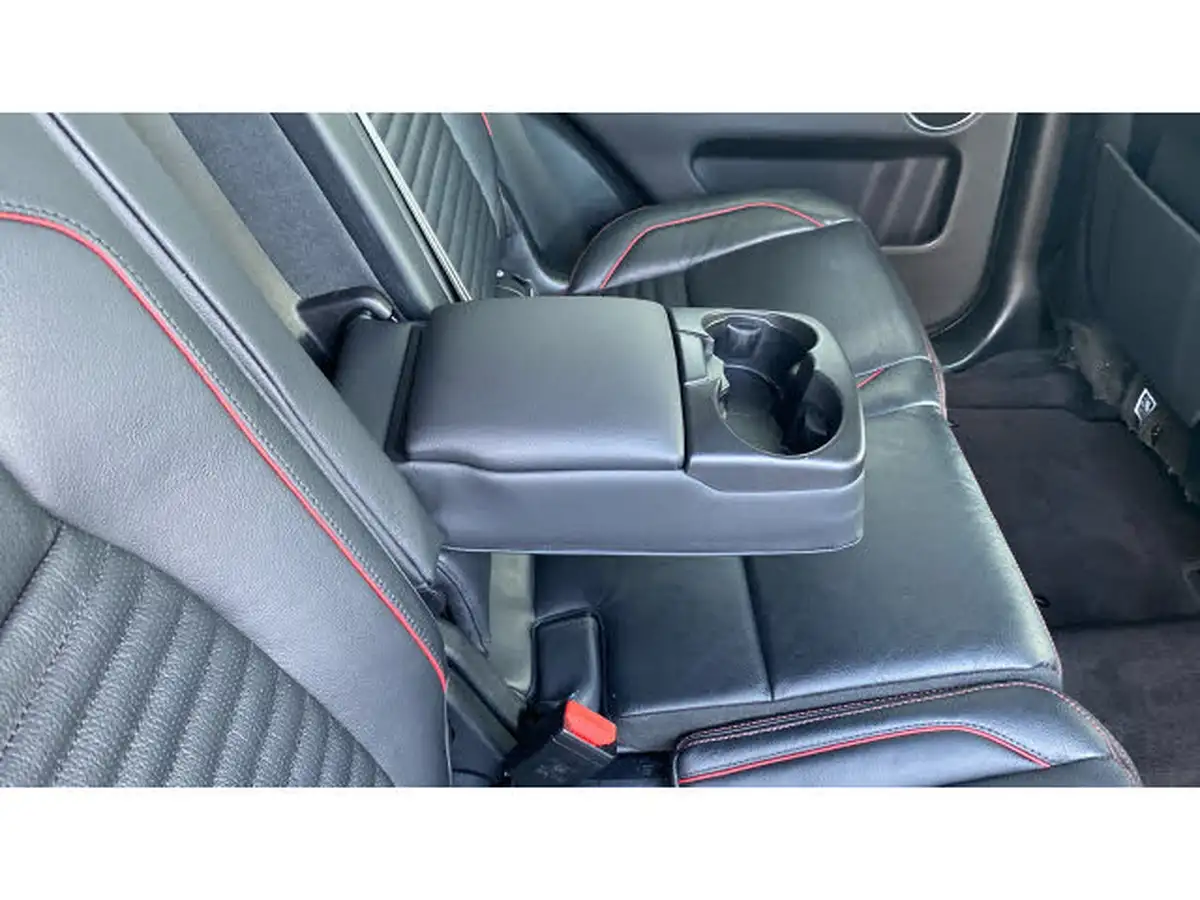 2021-land-rover-discovery-sport-15-p300e-r-dynamic-se-big-28