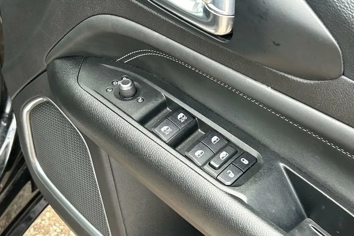 2022-jeep-compass-13-gse-s-big-17