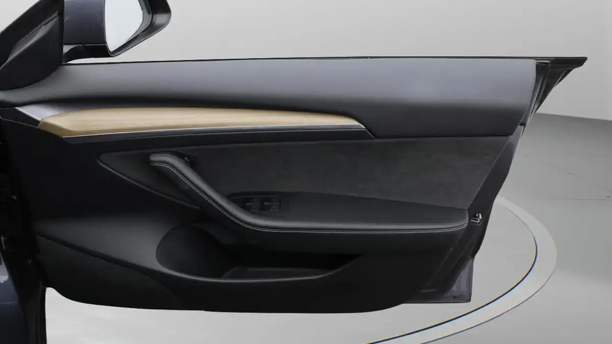 2023-tesla-model-3-e-long-range-346bhp-big-15