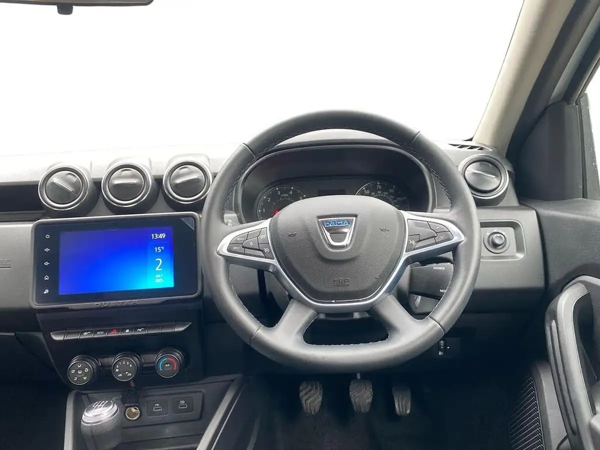 2022-dacia-duster-10-tce-comfort-90hpeu6d-4x2-window-van-big-8