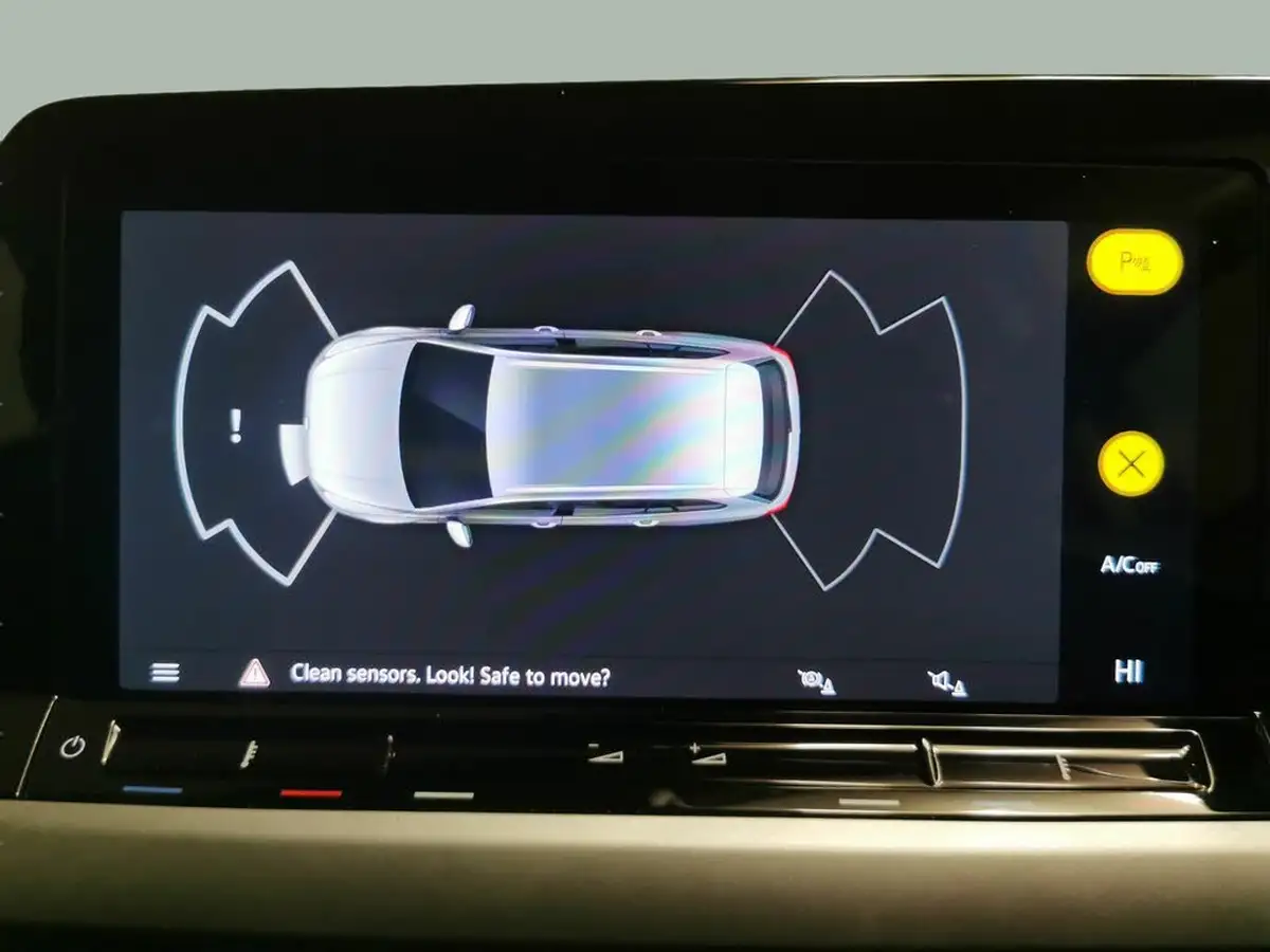 2022-volkswagen-golf-10-etsi-life-estate-big-14