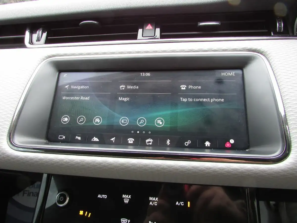 2020-land-rover-range-rover-evoque-20-p200-r-dynamic-s-200bhp-big-7